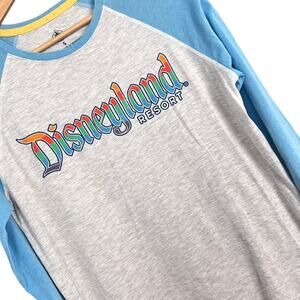 Disney Parks‎ Women's S Disneyland T-Shirt Raglan Baseball 3/4 Sleeve Rainbow